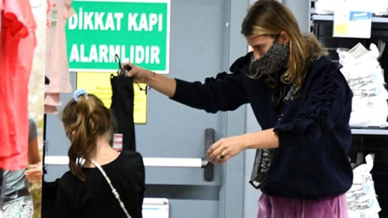 Tuba Ünsal’ın ekonomik alışverişi: Yediği helal, giydiği haram