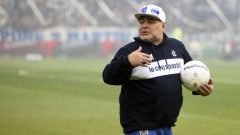 Maradona hastaneye götürüldü