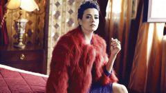 Özgü Namal ekrana hangi projeyle dönüyor?