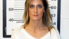 Kocası küvette bastı! Küçük yaştaki erkek çocuklarla ilişkiye giren kadına 7 yıl hapis