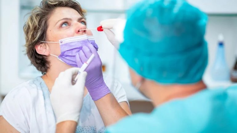 Sizde varsa dikkat edin! İşte koronanın ‘en erken’ belirtisi…