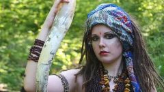 Koronavirüsü bilen Azerbaycanlı Şaman Kahin’den 2021 kehanetleri!