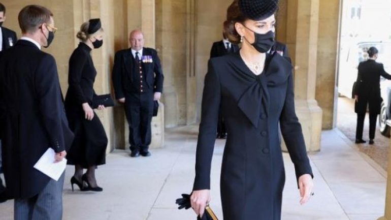 Prens Philip’in cenaze töreninde şıklık yarışı!