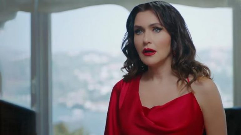 Yasak Elma dizisinde büyük sürpriz! Yakışıklı oyuncu diziye dönüyor