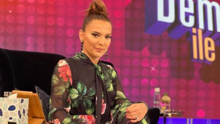 Demet Akalın yetkililere seslendi: Turistlere testi mecburi kılın