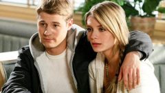 Mischa Barton’dan olay itiraf: Bakire olmak sahtekar gibi hissettirmişti