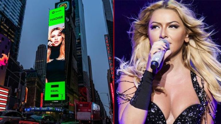 Hadise, New York Times Meydanı’nda: Kadınların sesini daha çok duyacaksınız