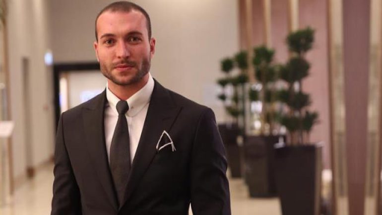 1 yıl önce evlenen Görkem Sevindik’in nikah fotoğrafları ortaya çıktı