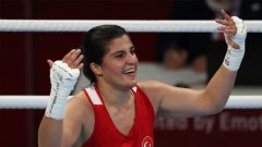 Busenaz Sürmeneli, Tokyo Olimpiyatları’nda şampiyon oldu