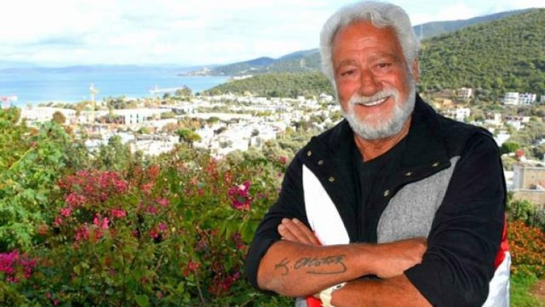 Kimse bu kadarını beklemiyordu! Fedon ve oğlunun benzerliği ağızları açık bıraktı