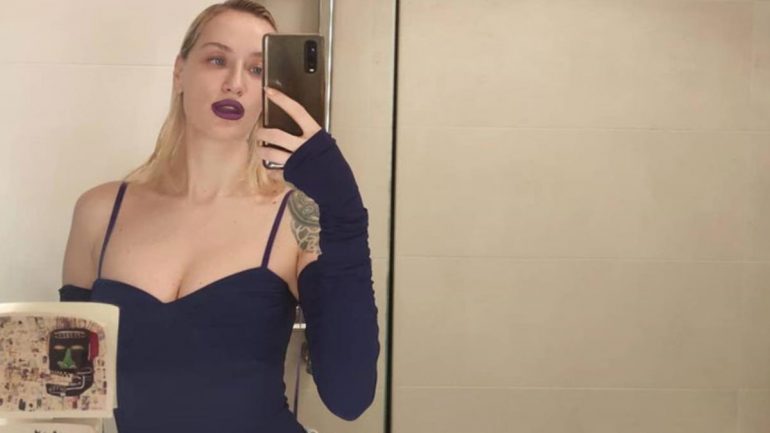 Burak Deniz ayrılığı sonrası Didem Soydan’dan siyah elbisesiyle dekolte şov