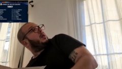 Şahan Gökbakar TRT spikerini ti’ye aldı