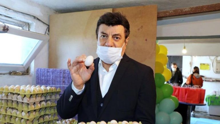 Çiftlik kurup yumurta işine giren Coşkun Sabah’tan vatandaşa kötü haber