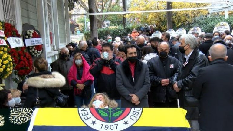 Sanatçı Ercan Turgut, gözyaşları içinde son yolculuğuna uğurlandı