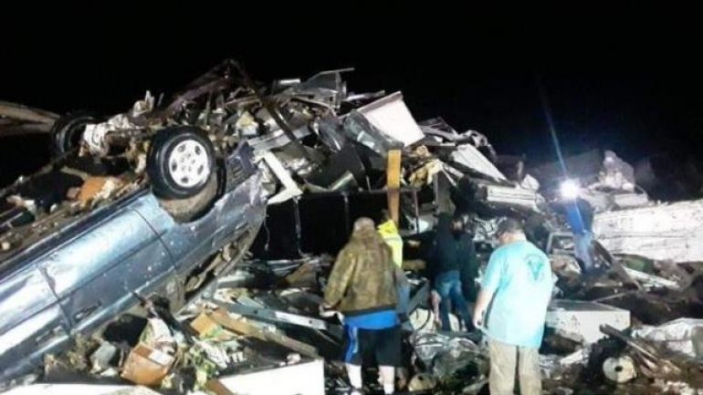 ABD′de hortum felaketi en az 50 can aldı