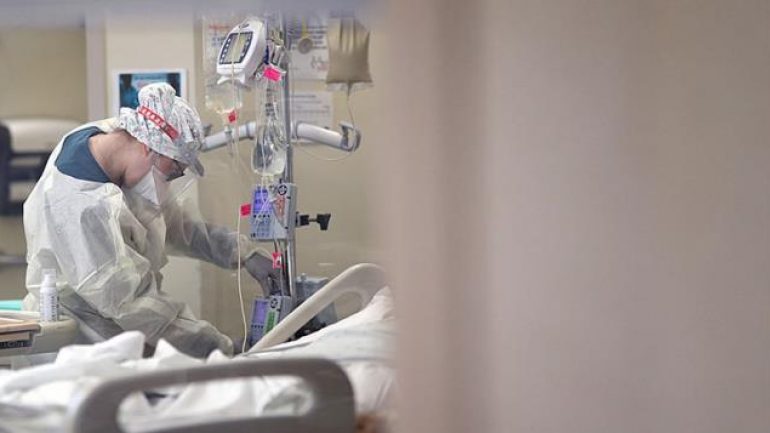 İngiliz doktor, koronavirüsten ölen insanlarla ilgili ürküten gerçeği açıkladı!