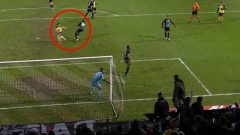 Kıl payı ölümden döndü! Galatasaraylı futbolcu yediği yumrukla bilincini kaybetti