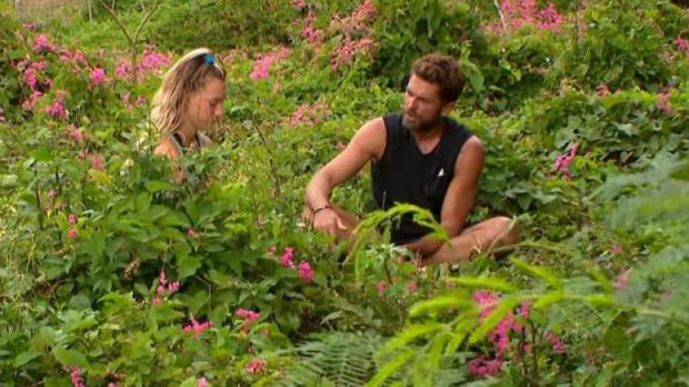 Survivor’da yakınlaşma! Mert, Sude’ye aşkını ilan etti