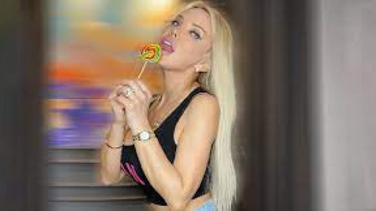 Ciciş kardeşlerden Esra Ersoy’a çocuk istismarından hapis cezası!