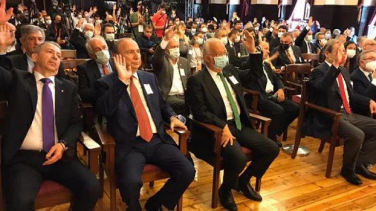 Galatasaray’da başkanlık seçimi iptal edildi!