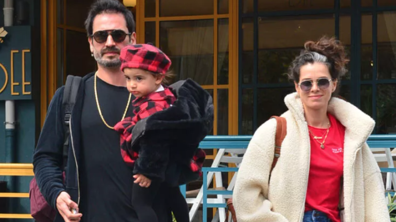 İşte Özge Özpirinçci ve Burak Yamantürk’ün kızları Mercan…