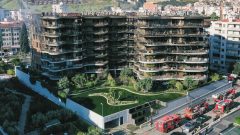 İzmir’de lüks siteyi küle çeviren yangını misafir fark etmiş! Vahim iddialar var