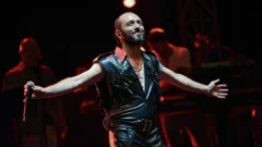 Ünlü sanatçı Covid’e yakalandı, konserlerini erteledi