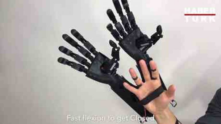 Kolunuza iki el daha ekleyen robotik sistem