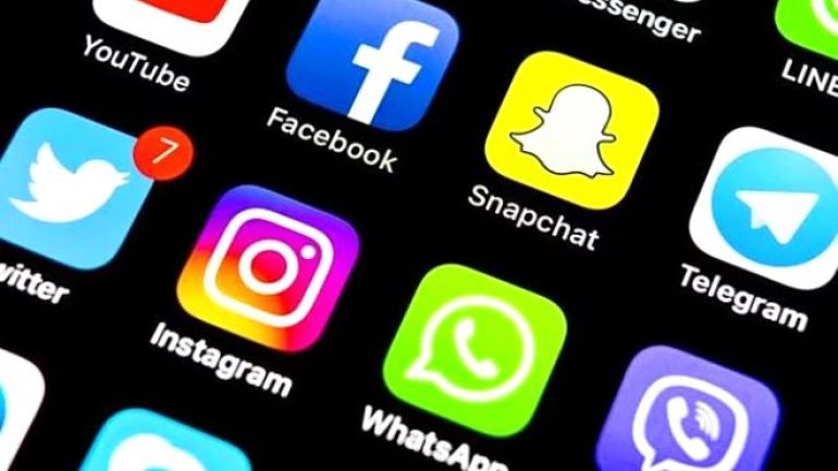 Yaptıkları paylaşımla milyonlarca lira kazanıyorlar