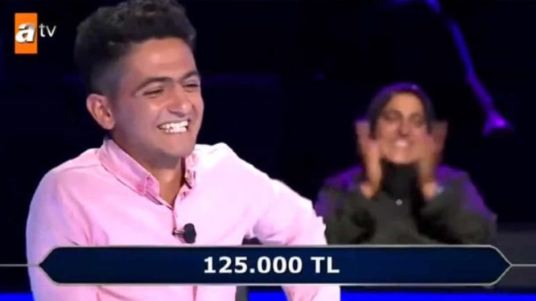 Milyonere damga vuran Hikmet Karakurt, kardeşine verdiği sözü tuttu