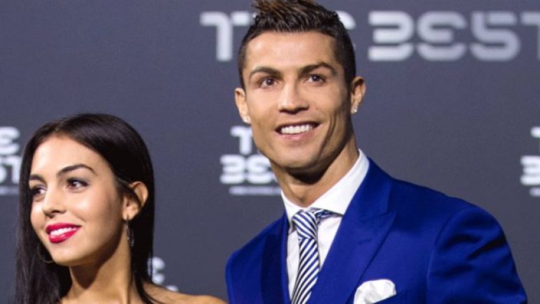 Ronaldo’nun kız arkadaşından samimi itiraf: İnsanlara yemek almaları için yalvardım