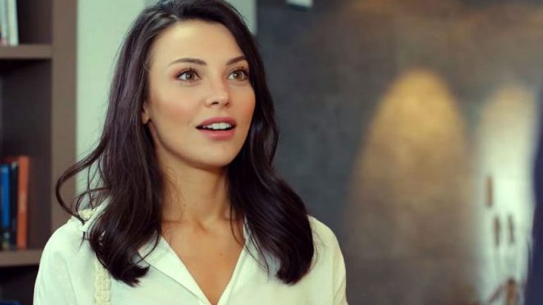 Oyuncu Tuvana Türkay korona virüse yakalandı