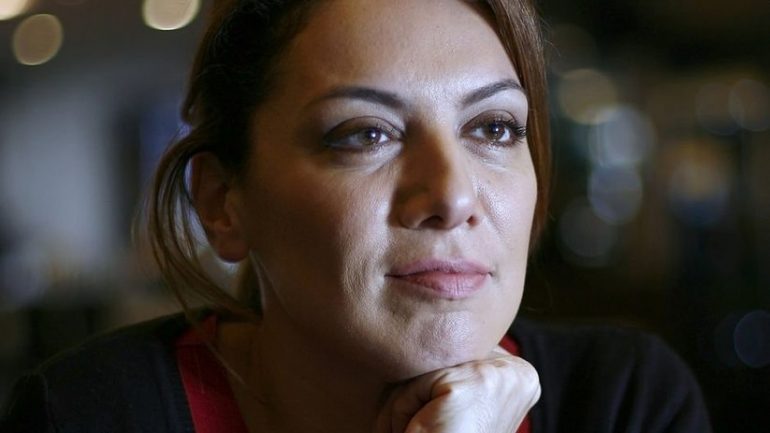 Şarkıcı Sibel Tüzün, Londra’ya yerleşti