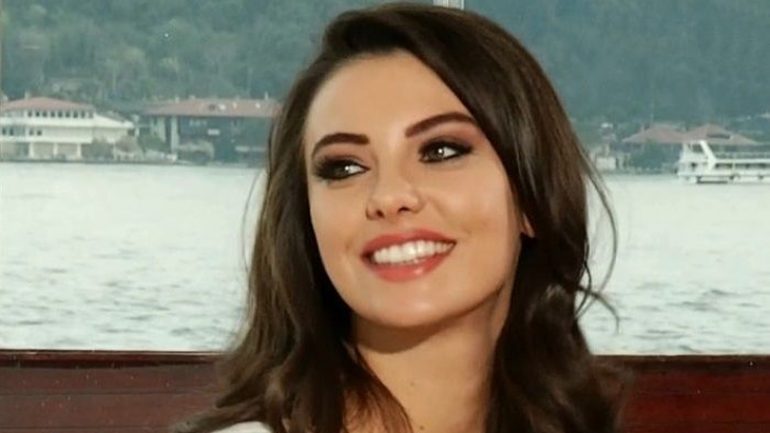 Oyuncu Tuvana Türkay, korona virüsü yendi