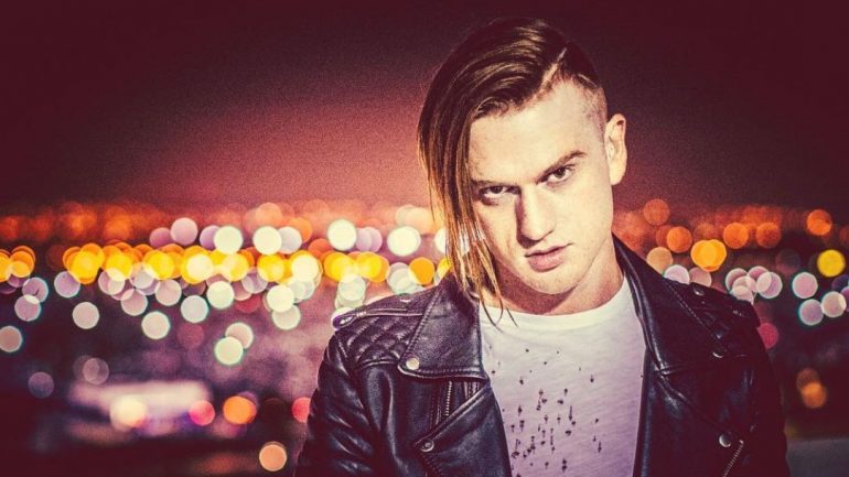 Oyuncu Eddie Hassell silahla vurularak öldürüldü