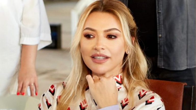 Hadise makyajsız paylaşım yaptı! Herkes aynı şeyi söyledi