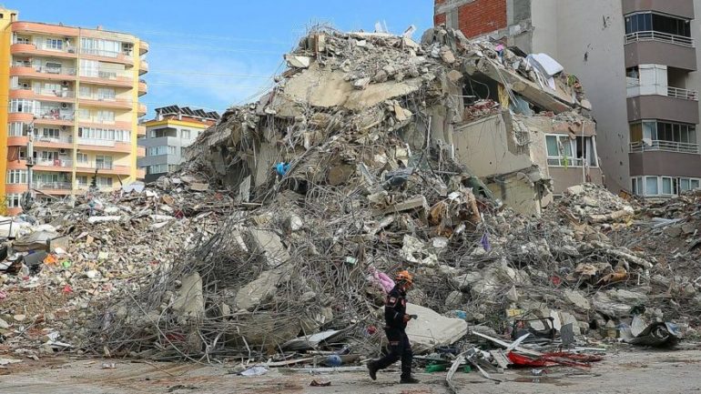 Bakan açıkladı: 309 bina ve 5 okul ağır hasarlı