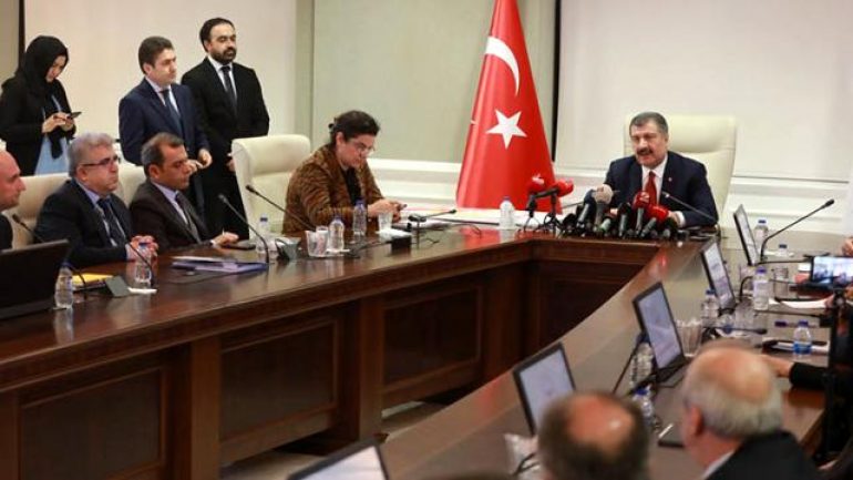 Koronavirüs Bilim Kurulu toplandı! Sert kısıtlamalar geri mi geliyor?