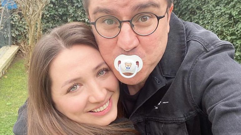 Oyuncu İbrahim Büyükak, baba olacağını açıkladı