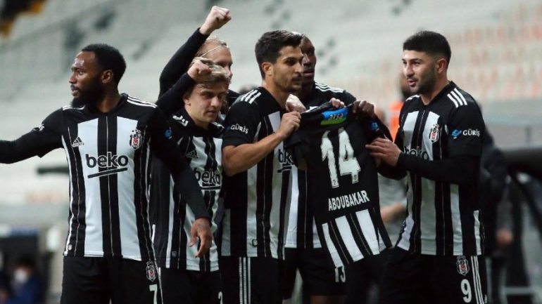 Kartal’ın zirve yürüyüşü sürüyor