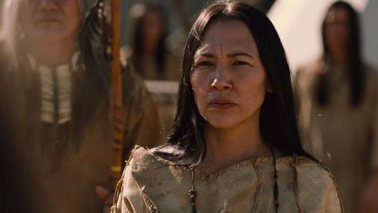 Irene Bedard üç günde iki kez tutuklandı!