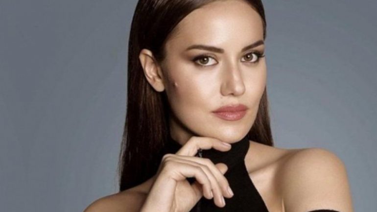 Fahriye Evcen dünyanın en güzel 10 Müslüman kadını listesinde