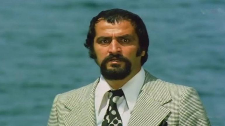 Usta oyuncu Ekrem Gökkaya vefat etti