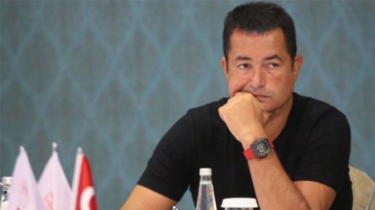 Acun Ilıcalı, ünlü YouTuber’ı tek kalemde sildi