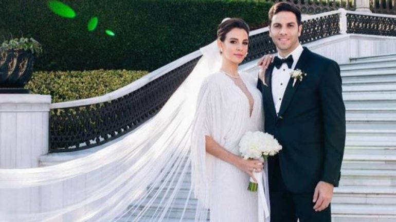 Aslışah Alkoçlar’ın gelinliğinin hikayesi!