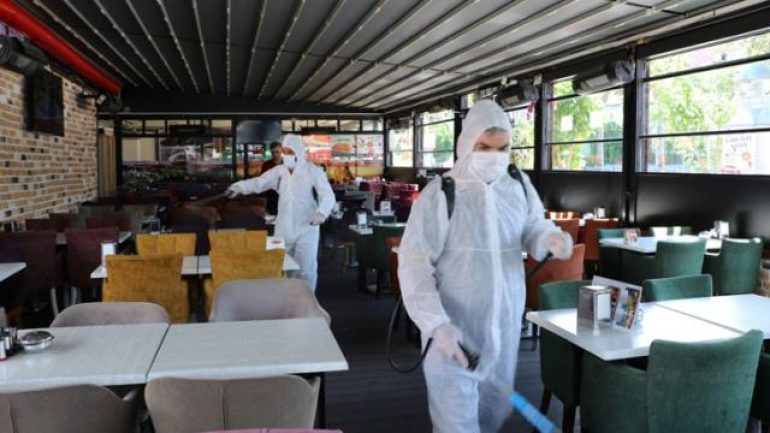 Kısıtlamalar kalkıyor mu? Bakan Koca mart ayını işaret etti