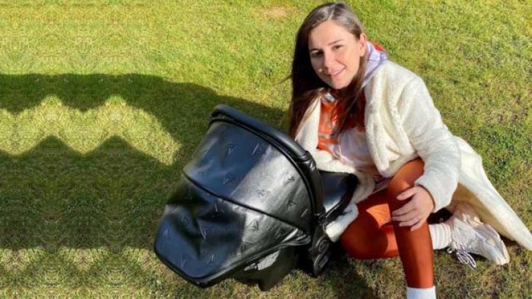 Merve Özbey, doğum anını paylaştı