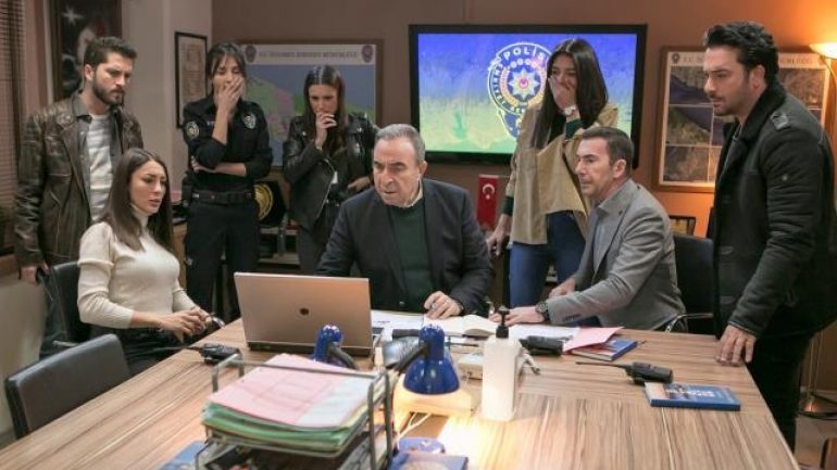 Arka Sokaklar’da koronavirüs krizi! İki oyuncunun testi pozitif çıktı