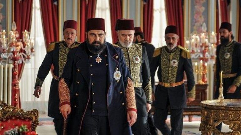 TRT’nin sevilen dizisi reytinge kurban gitti