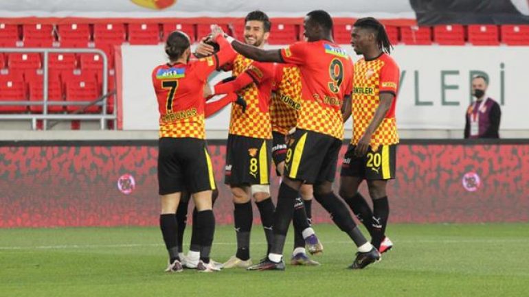 Göztepe, Erzurumspor’a şans vermedi!